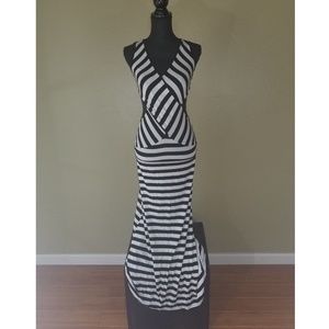COCO & TASHI Maxi Dress Stripes Sexy Sleeveless